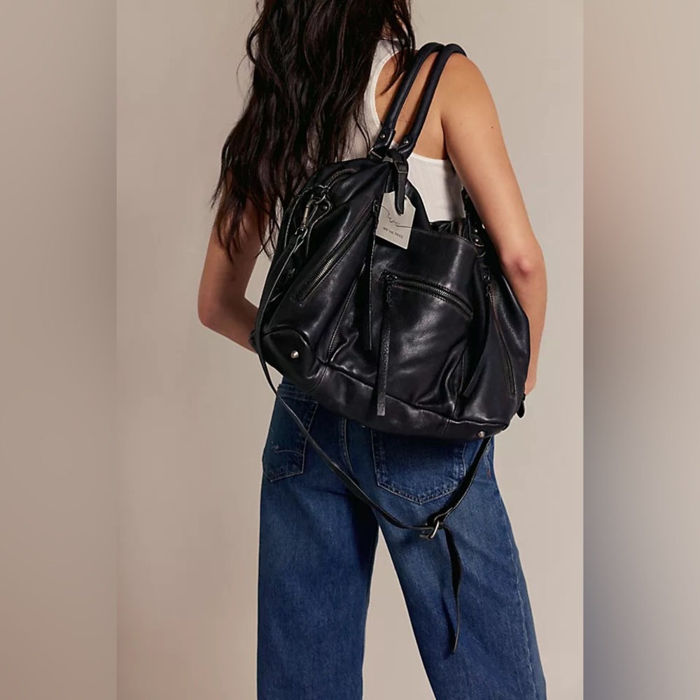 Emerson Tote We The Free